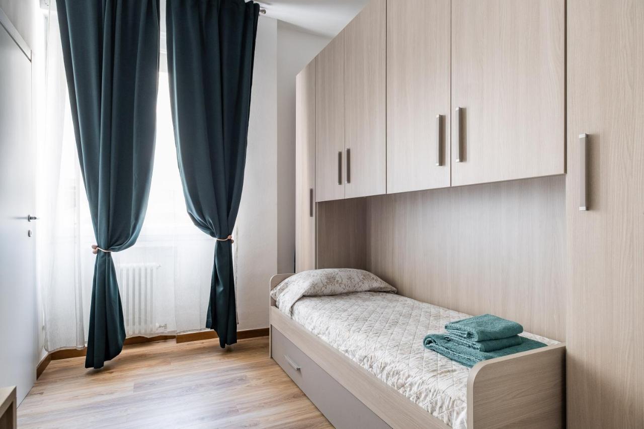 Studio 24 - Holiday & Business Apartment Bologna Luaran gambar